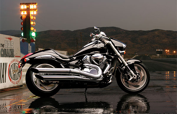 Новый мощный чоппер Suzuki VZR1800